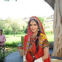Lakshmi Manchu at Doosukeltha Movie Press Meet Photos | Picture 584930