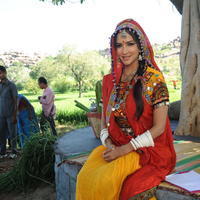 Lakshmi Manchu at Doosukeltha Movie Press Meet Photos | Picture 584937
