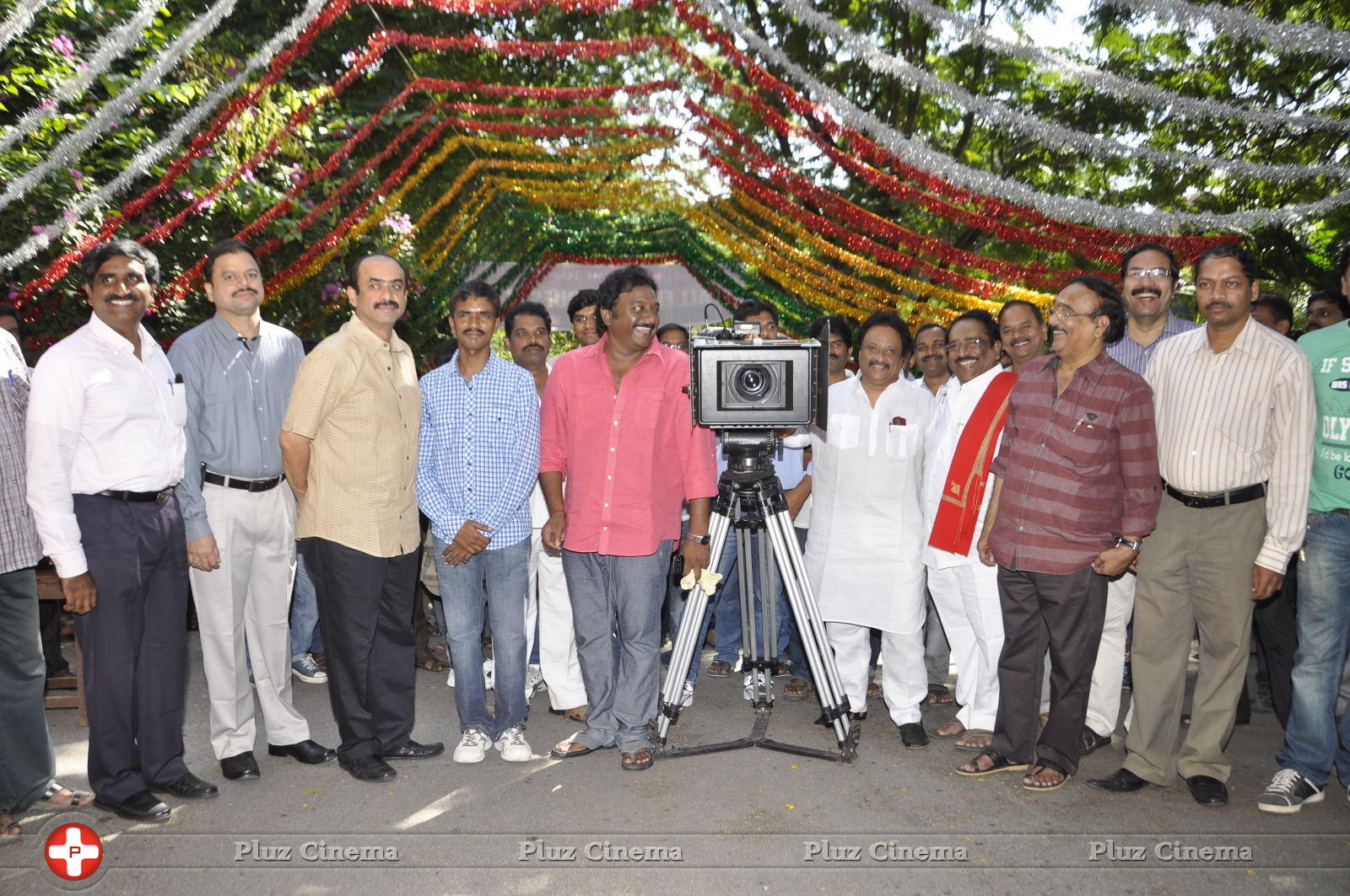 Nenu Naa Friends Movie Opening Pictures | Picture 585344