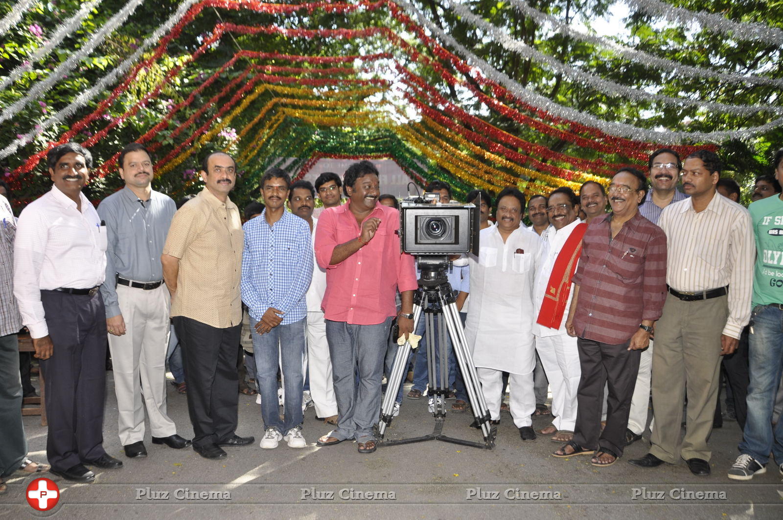 Nenu Naa Friends Movie Opening Pictures | Picture 585345