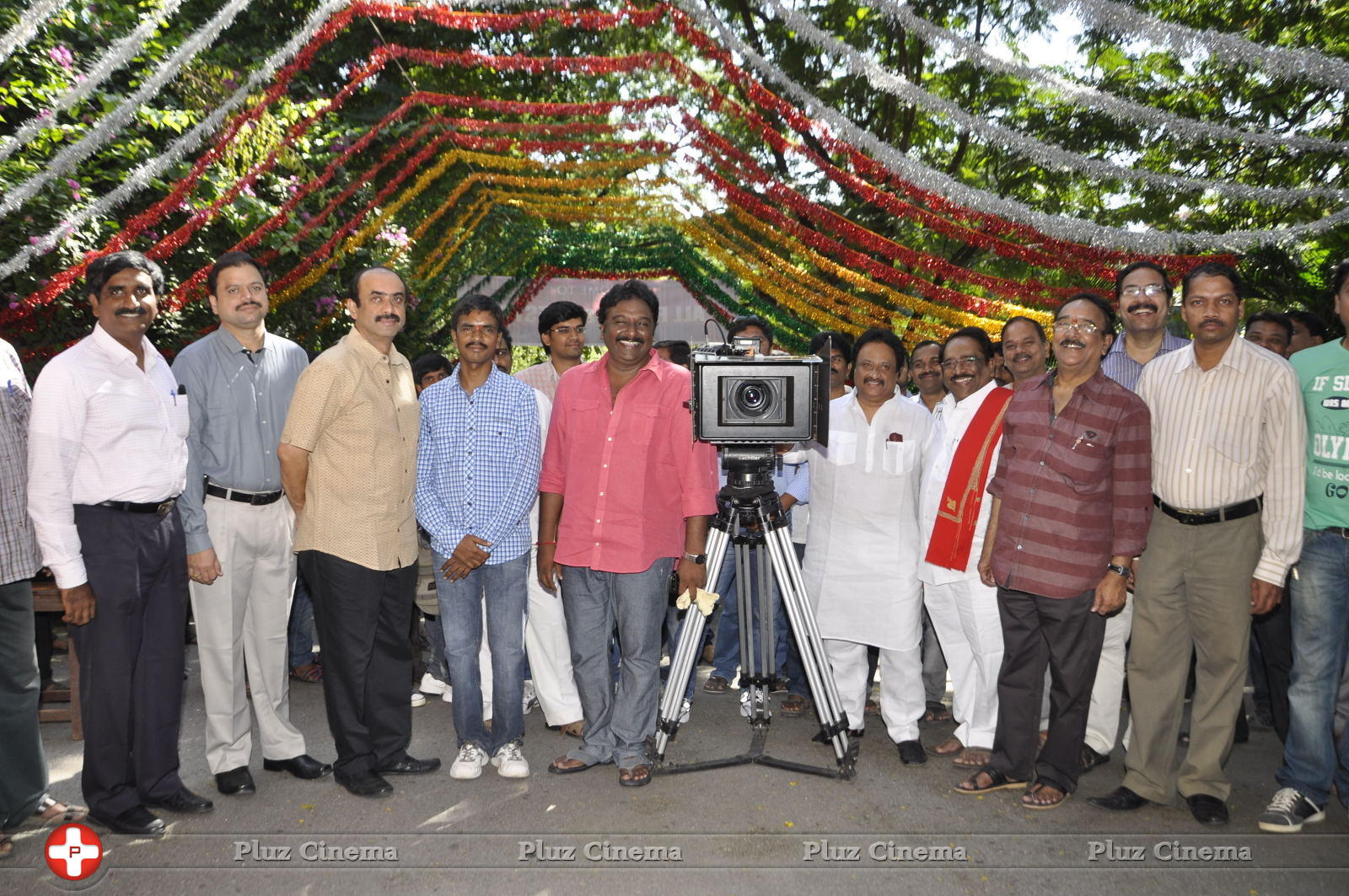 Nenu Naa Friends Movie Opening Pictures | Picture 585346