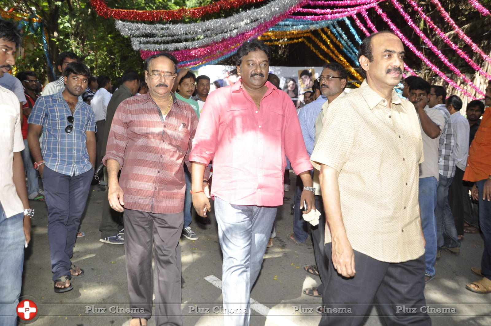 Nenu Naa Friends Movie Opening Pictures | Picture 585351