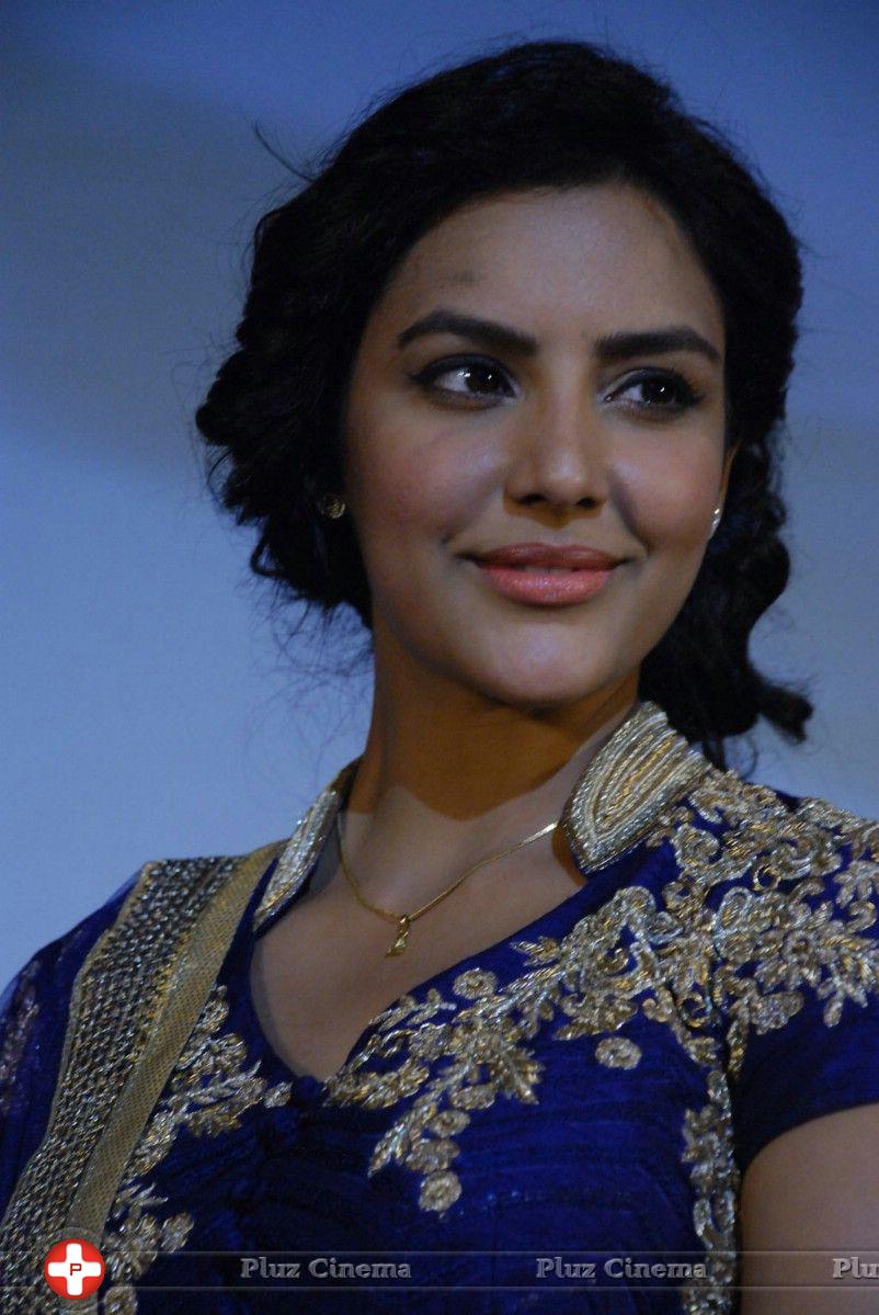 Priya Anand Latest Images | Picture 744118