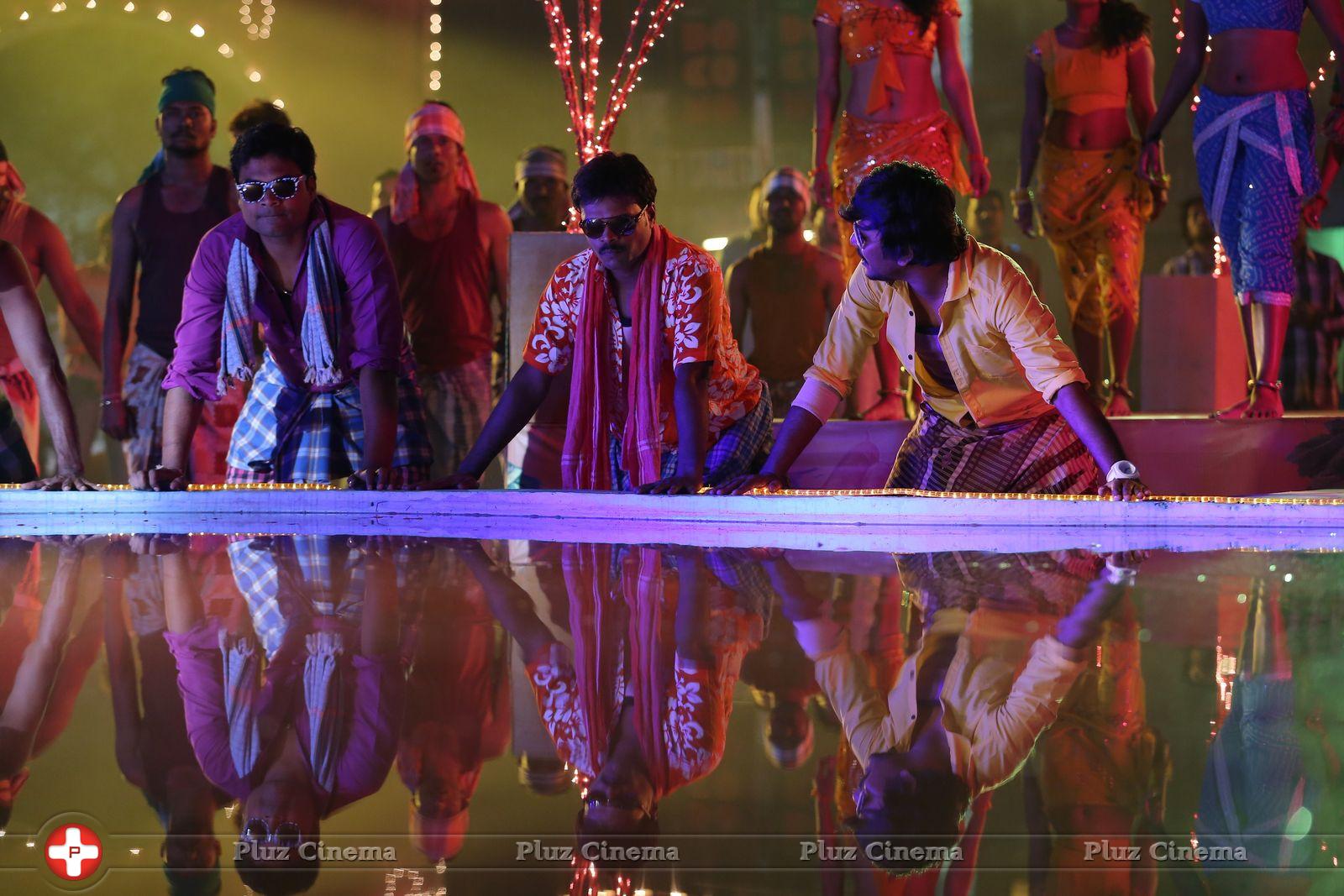 Kotha Janta Movie New Working Stills | Picture 748148