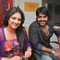 Galatta Movie Sri and Haripriya at Radio Mirchi Photos | Picture 748329