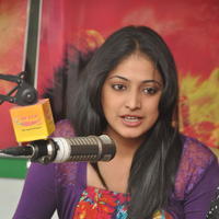 Haripriya - Galatta Movie Sri and Haripriya at Radio Mirchi Photos | Picture 748345