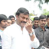 Chiranjeevi (Actors) - Celebrities Voting in Hyderabad Photos | Picture 750437
