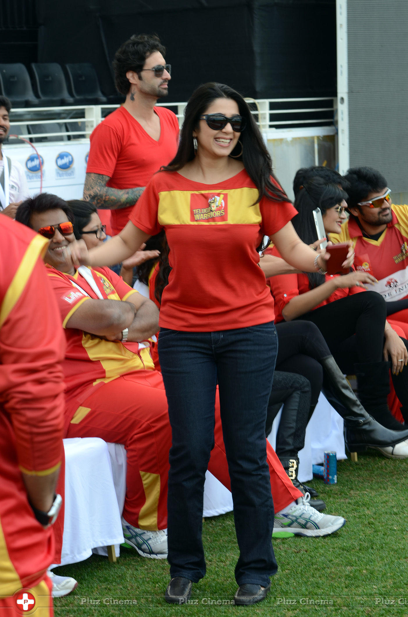 Charmy Kaur - CCL 4 : Mumbai Heroes Vs Telugu Warriors Match Photos | Picture 706704