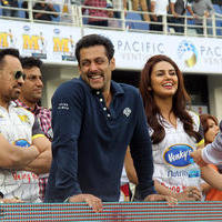 Salman Khan - CCL 4 : Mumbai Heroes Vs Telugu Warriors Match Photos | Picture 706941