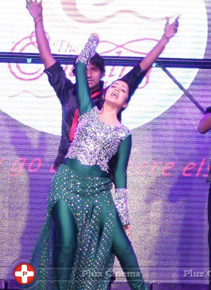 Charmy Kaur - Charmi Dance at Country Club New Year Bash Photos | Picture 689728