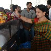 Celebrities at Uday Kiran Pay Homage Photos | Picture 692315