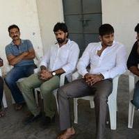 Celebrities at Uday Kiran Pay Homage Photos | Picture 692327