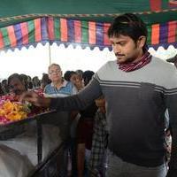 Celebrities at Uday Kiran Pay Homage Photos | Picture 692329