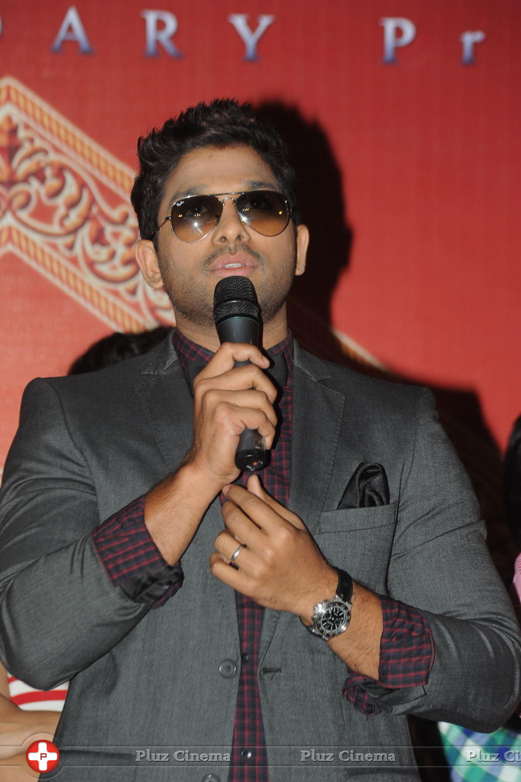 Allu Arjun - Rey Movie A to Z Look Launch Photos | Picture 693517