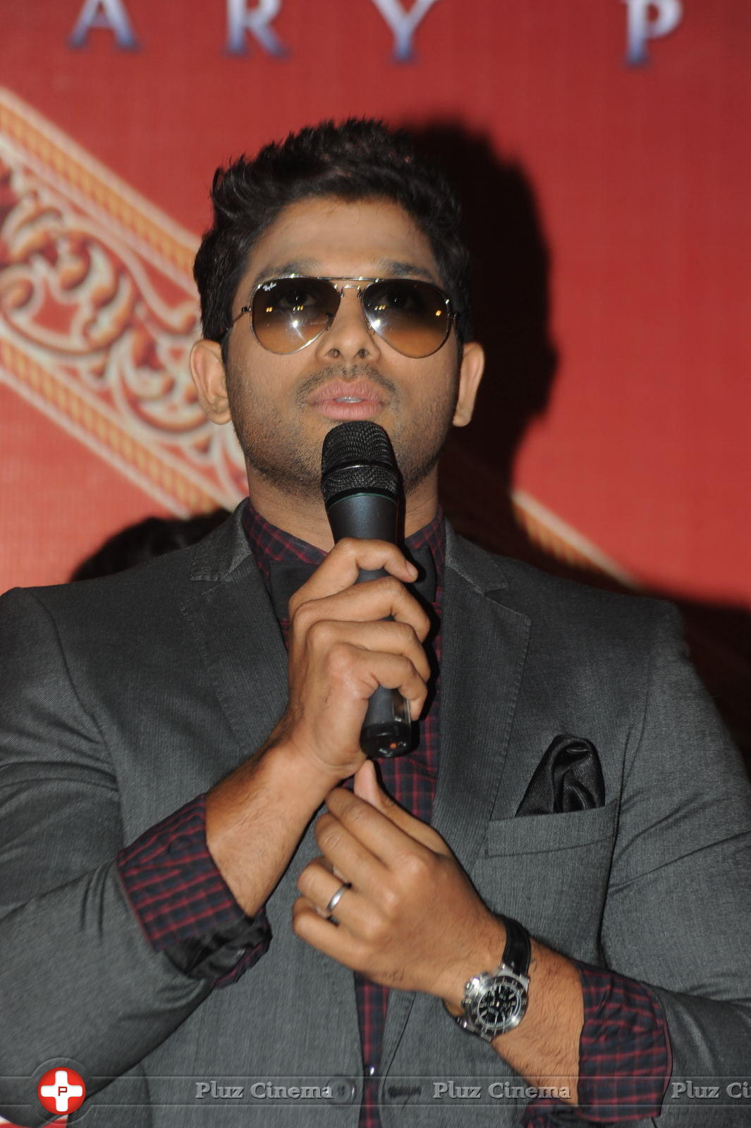 Allu Arjun - Rey Movie A to Z Look Launch Photos | Picture 693518