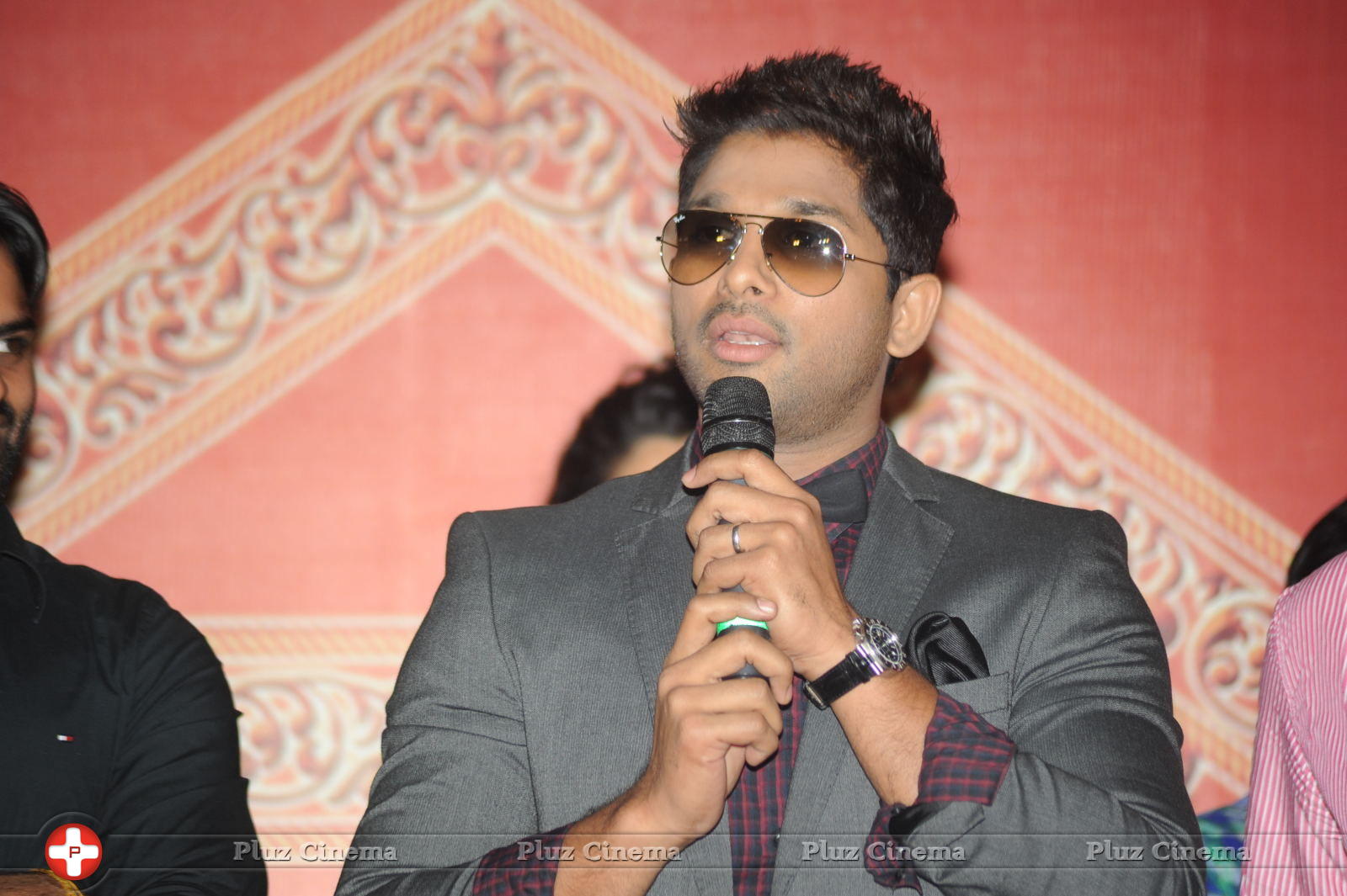 Allu Arjun - Rey Movie A to Z Look Launch Photos | Picture 693524