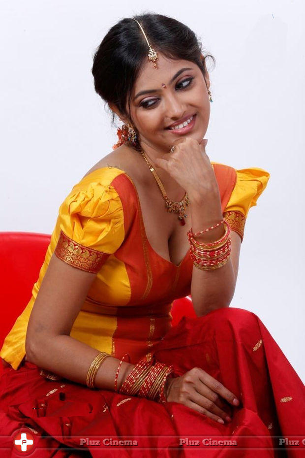 Supoorna Hot Photos | Picture 694936