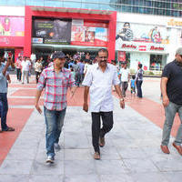 Yevadu Team Success Tour in Bhimavaram Geetha Multiplex Pictures | Picture 699002