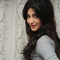 Shruti Hassan Latest Photoshoot Pictures | Picture 700536