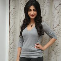 Shruti Hassan Latest Photoshoot Pictures | Picture 700541
