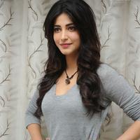Shruti Hassan Latest Photoshoot Pictures | Picture 700543