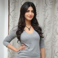 Shruti Hassan Latest Photoshoot Pictures | Picture 700546