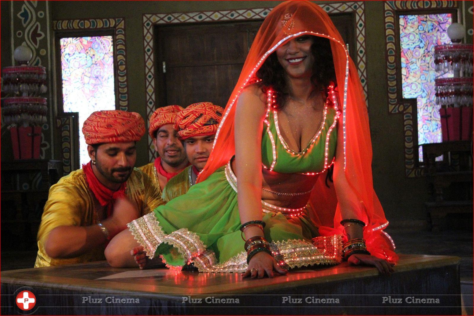 Mumaith Khan Item Song Stills in Aadivaram Amavasya Movie | Picture 725118
