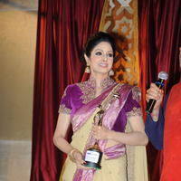 Sridevi Kapoor - GR8 Women Awards 2014 Stills | Picture 734182