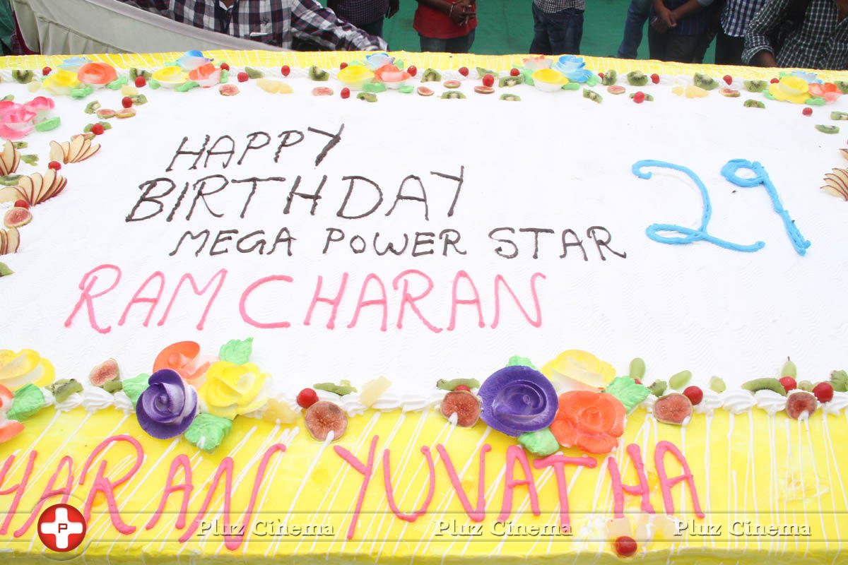 Ram Charan Birthday Celebrations Photos | Picture 735423