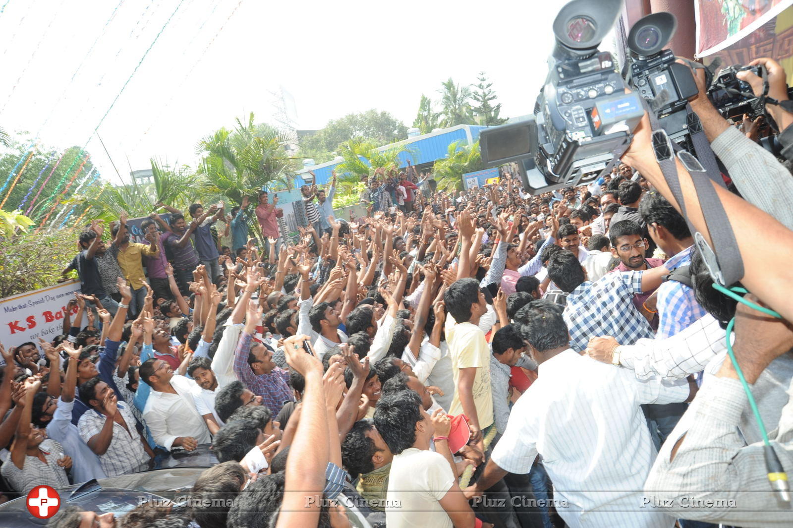 Legend Hungama At Bramaramba Theater Photos | Picture 736468