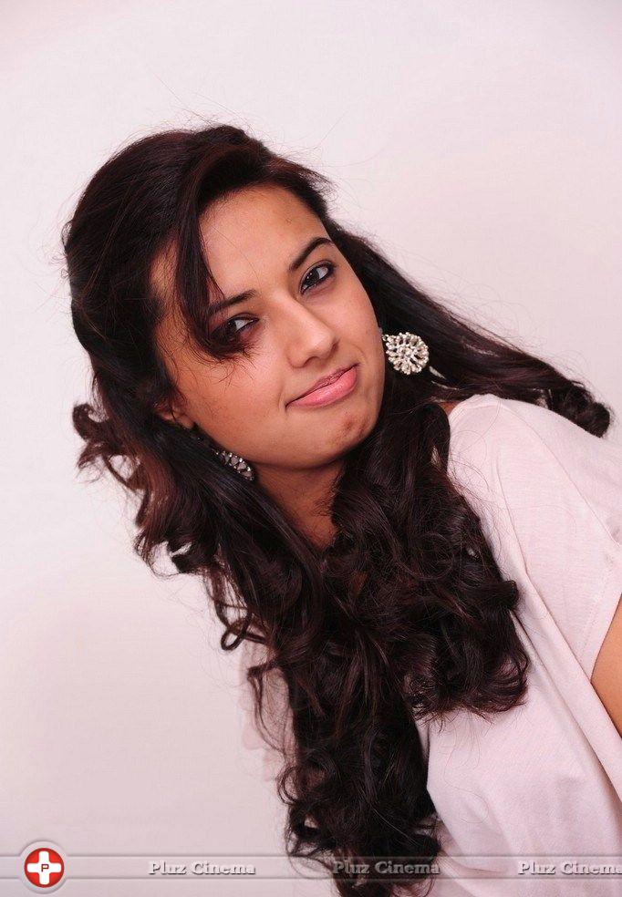 Isha Chawla New Pictures | Picture 750965