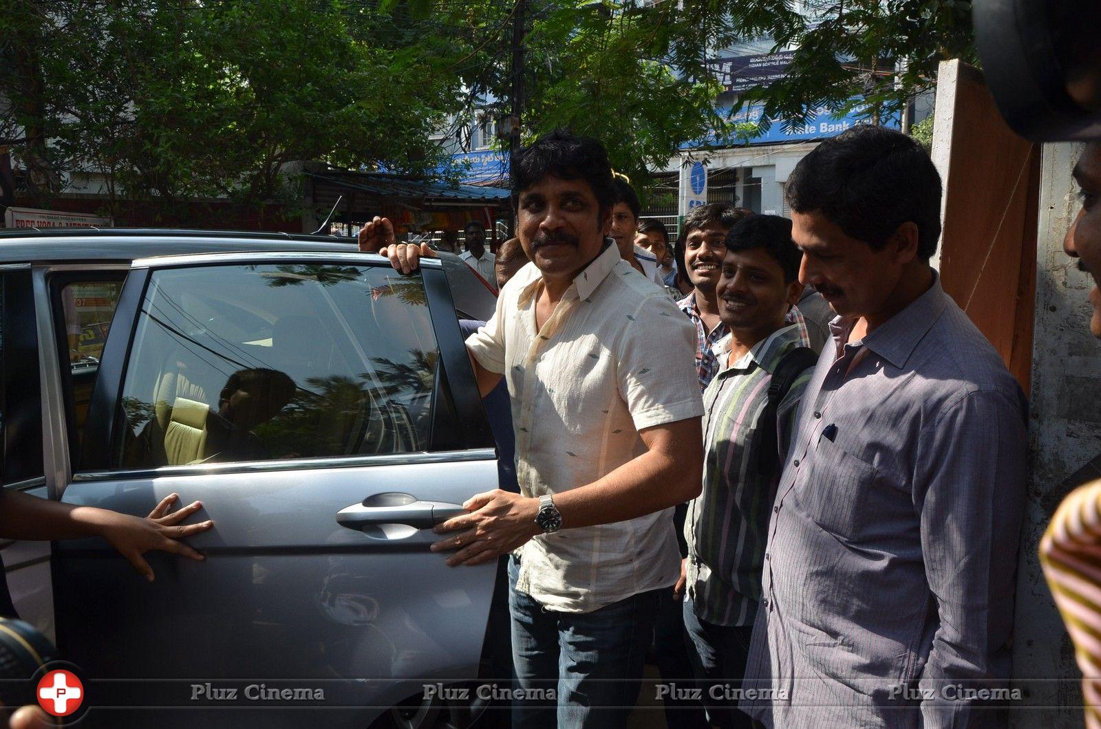 Akkineni Family Visits Sai Baba Temple Pictures | Picture 756299