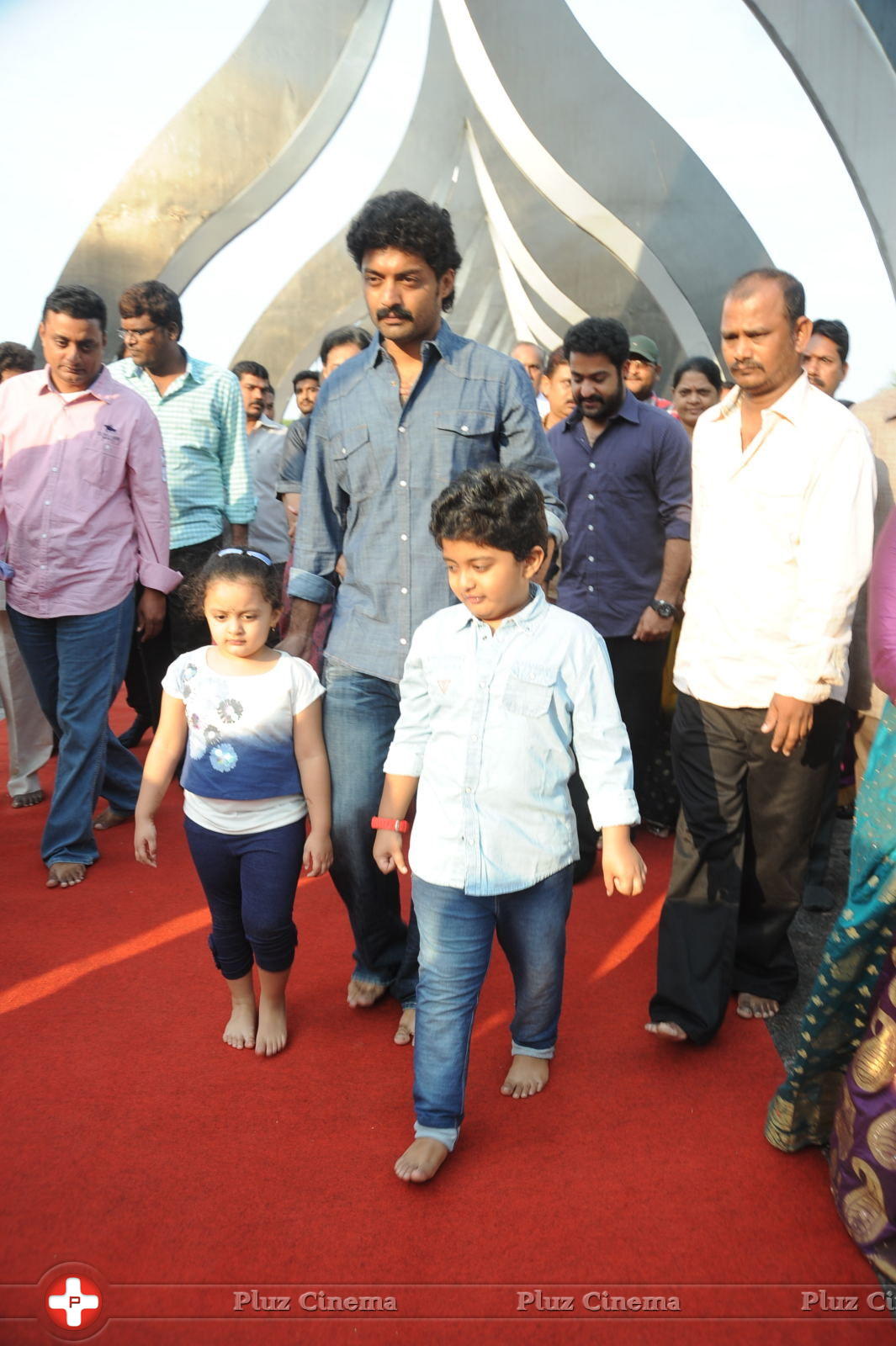NTR Family Visit NTR Ghat Photos | Picture 758156