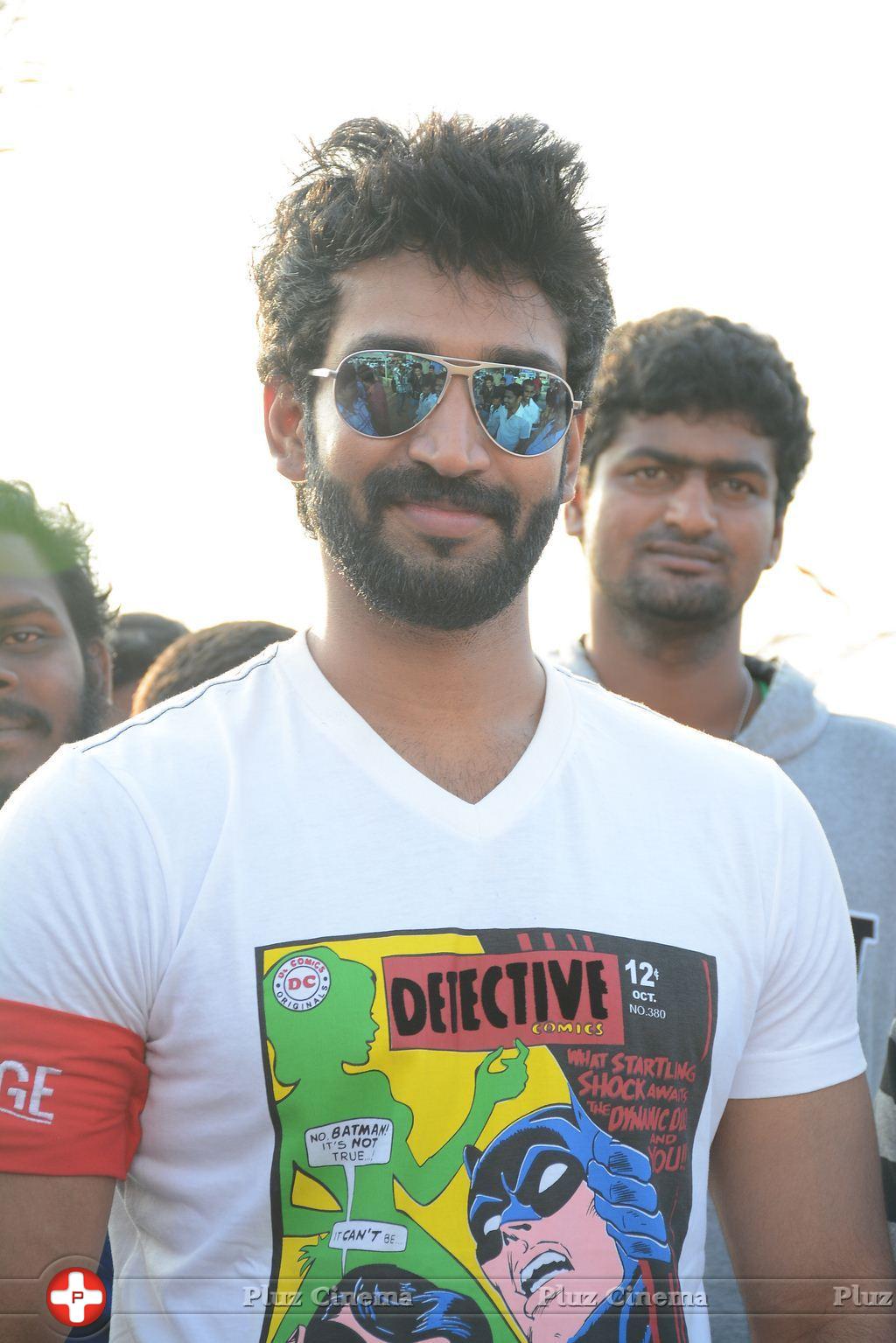 Aadhi Pinisetty - Aadhi Birthday Celebration and Clean India Campaign Photos | Picture 904582