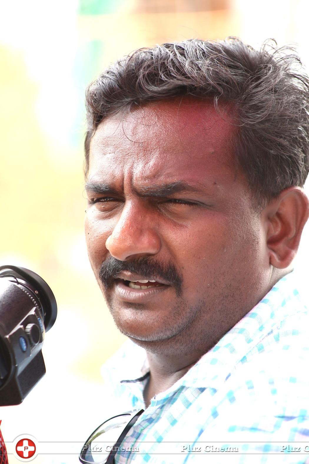 Meaghamann Movie Cinematographer Sathish Kumar Working Photos | Picture 919597