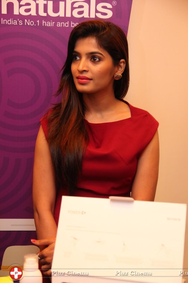 Sanchita Shetty - Naturals Launches Luxury Skin Lightening Facial In Chennai Photos | Picture 858198