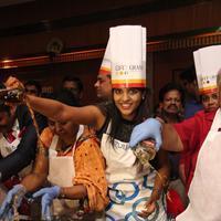 Aishwarya Rajesh - Thirudan Police Team at Hotel GRT Grand Cake Mixing Event Stills
