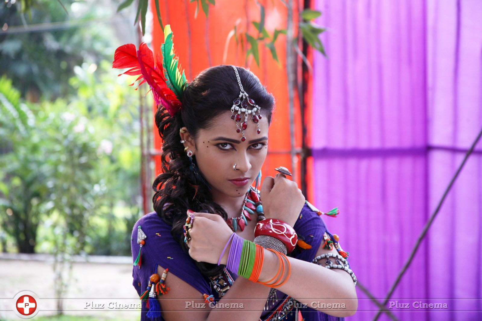 Sri Divya - Vellakkara Durai Movie Latest Stills | Picture 877179