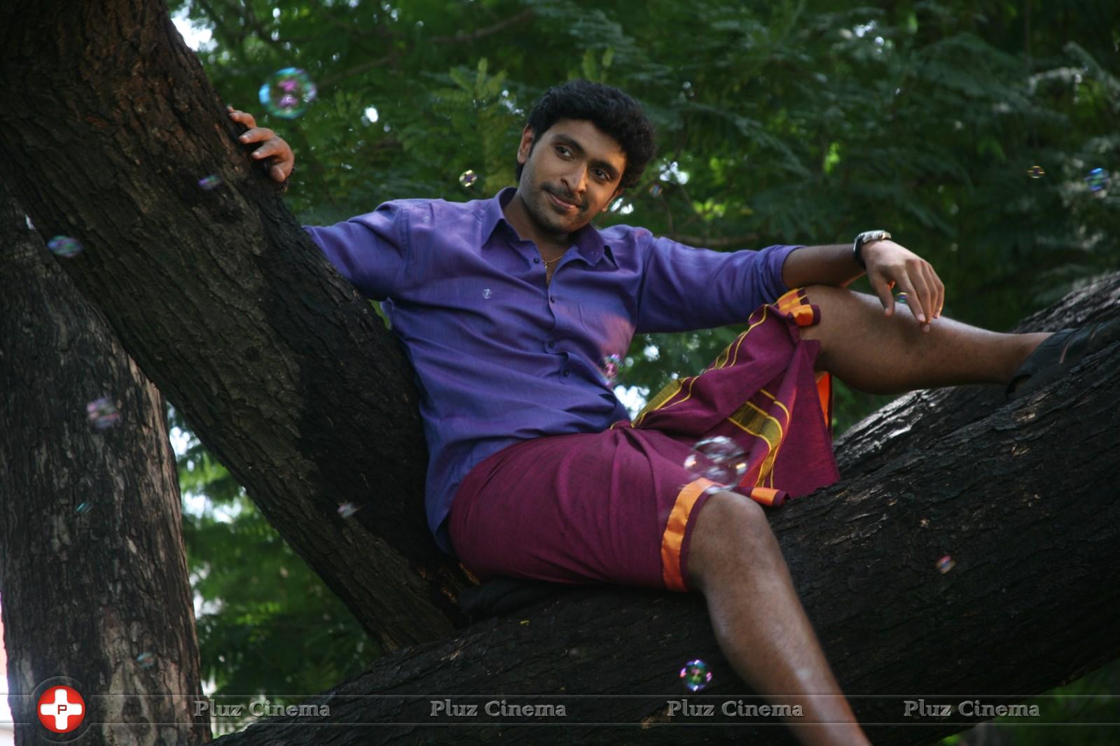 Vikram Prabhu - Vellakkara Durai Movie Latest Stills | Picture 877191