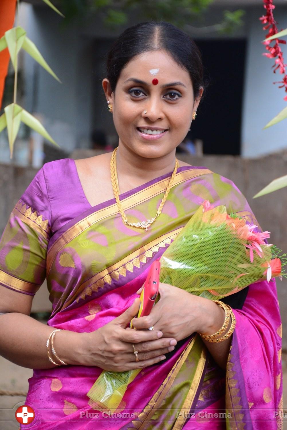 Saranya Ponvannan - Jeyikira Kuthira Movie Pooja Stills | Picture 877333