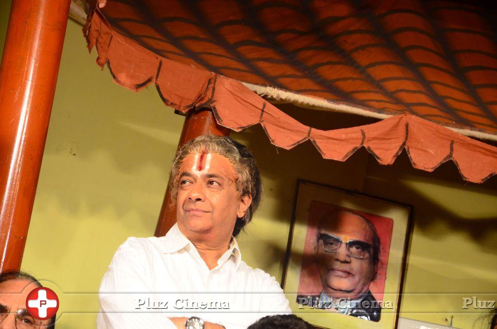 Y. G. Mahendran - YGMs Paritchaikku Neramachu 61st Successful Stage Show Stills | Picture 1014742