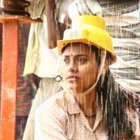Rupa Manjari - Sivappu Movie Stills | Picture 1022214
