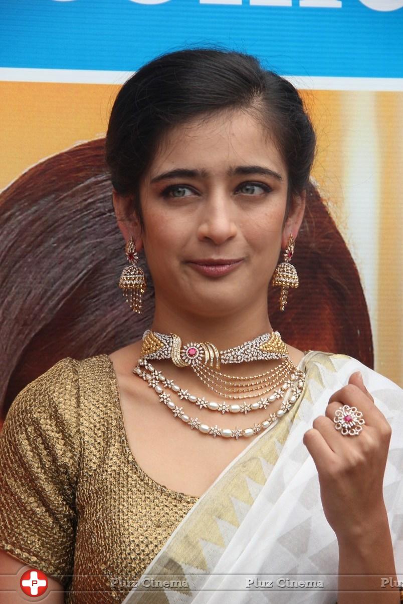 Akshara Haasan - Akshara Haasan Launch Diamonds Showroom Photos | Picture 1099066