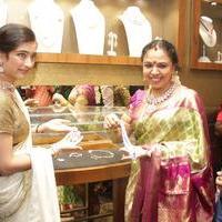 Akshara Haasan Launch Diamonds Showroom Photos | Picture 1099050