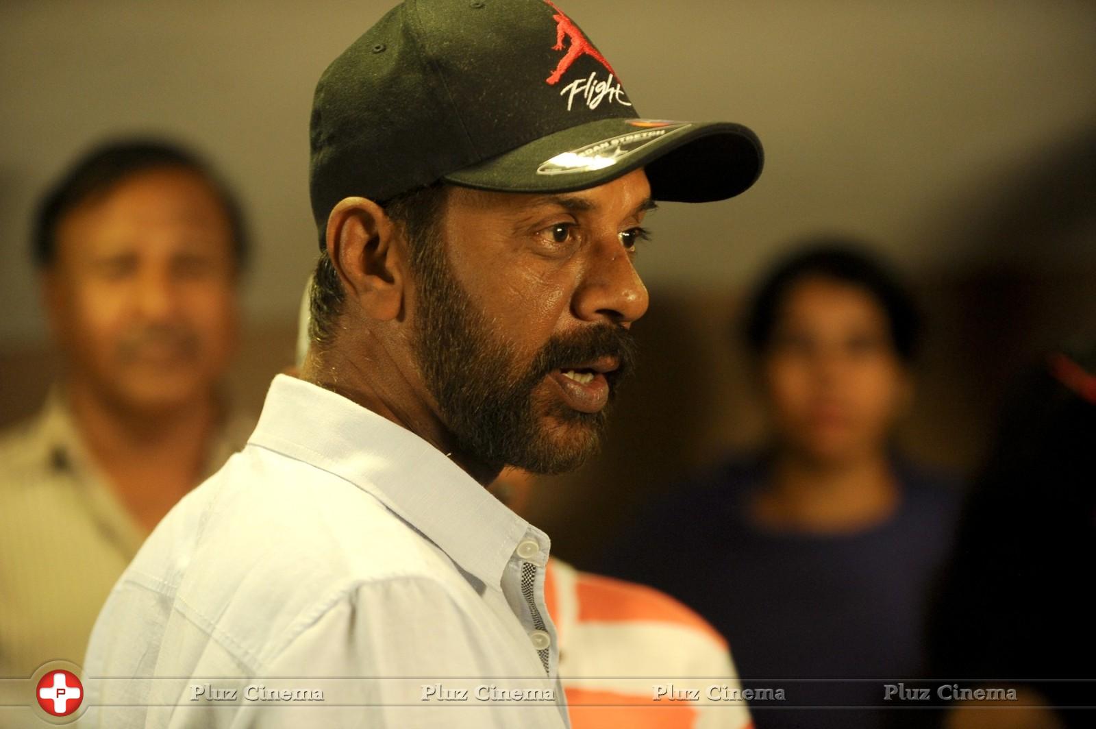 Ramji (Cinematographer) - Cinematographer Ramji at Thani Oruvan Movie Working Photos | Picture 1107013