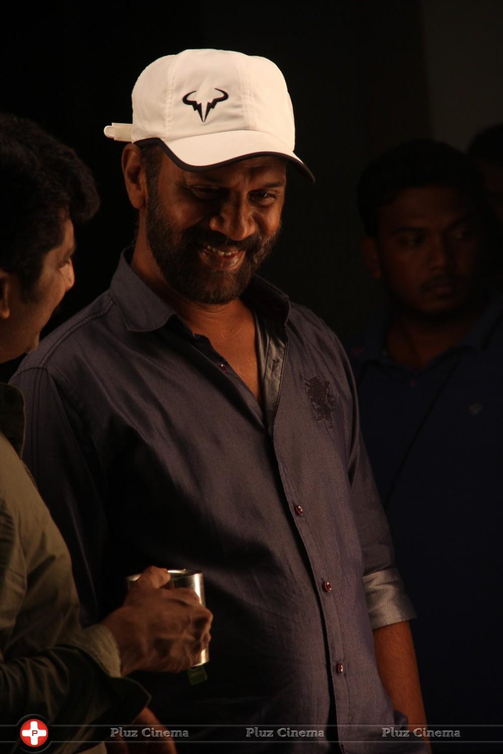 Ramji (Cinematographer) - Cinematographer Ramji at Thani Oruvan Movie Working Photos | Picture 1107052