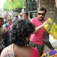 Mohan gave Food and Clothes to 1000 people in Mylapore Stills | Picture 1172931