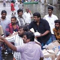 Parthiban doing Flood Relief Activities Gallery | Picture 1173137
