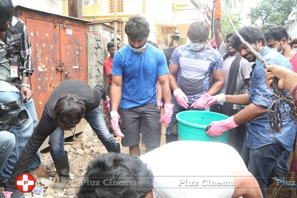Nadigar Sangam Cleans Chennai Photos | Picture 1175474