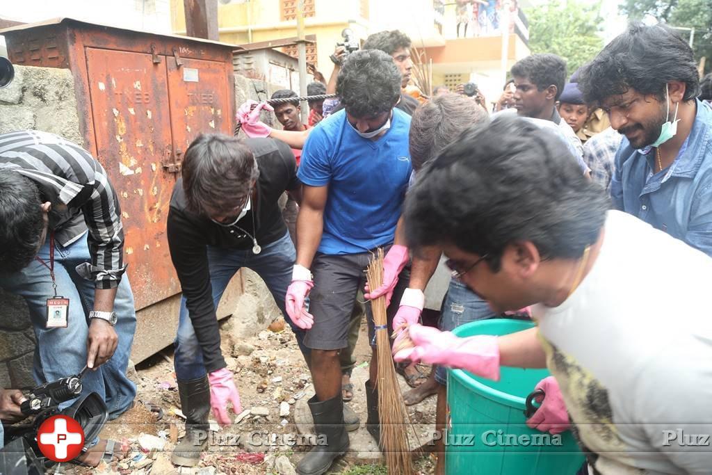 Nadigar Sangam Cleans Chennai Photos | Picture 1175477